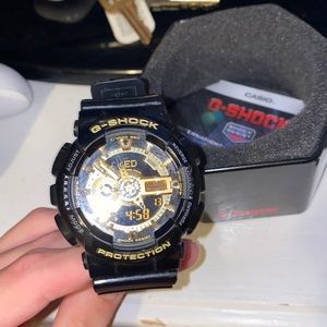 Black/gold G-Shock